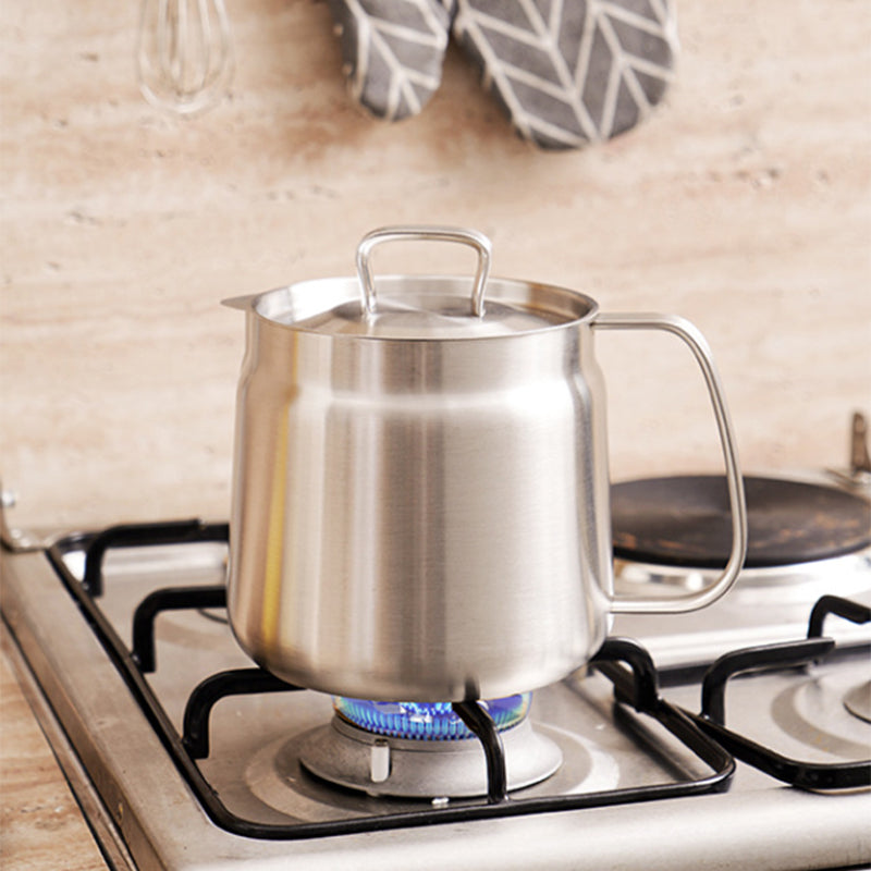 Practical kitchen gadget, 2-in-1 stainless steel oil strainer pot, easy to clean