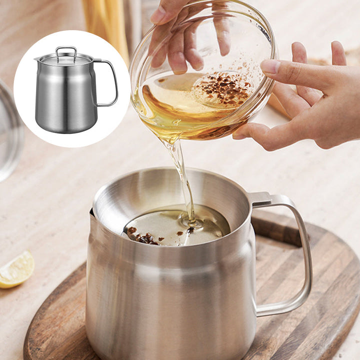 Cookware: Stainless steel oil strainer pot, designed for reuse of frying oil