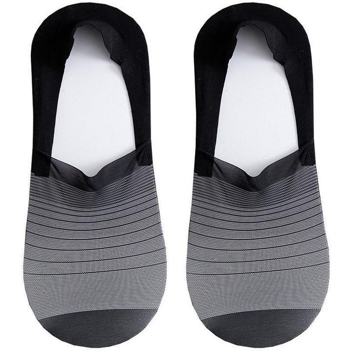 Lifestyle image of a person enjoying the comfort of no-show ice silk ankle socks during summer activities
