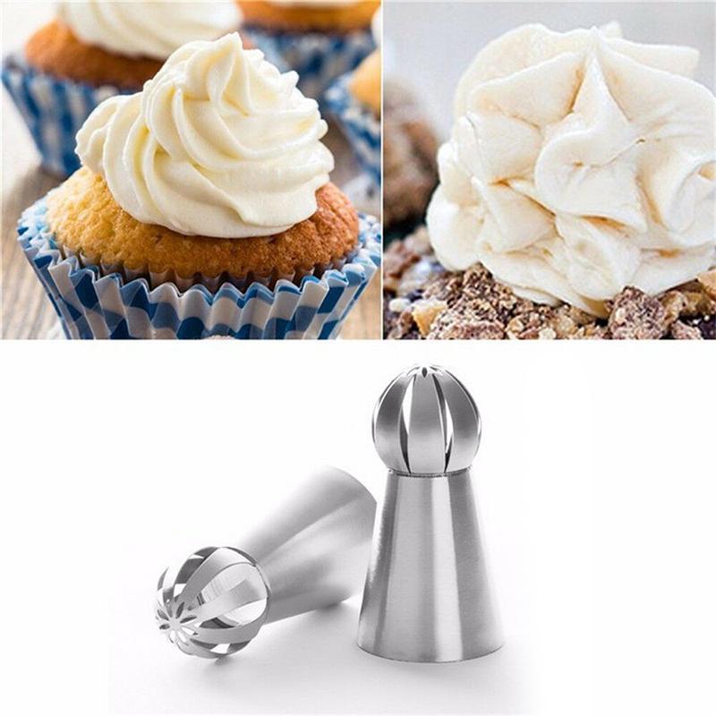 Baking essentials: 8-piece cake decorating tool set with versatile icing nozzles.