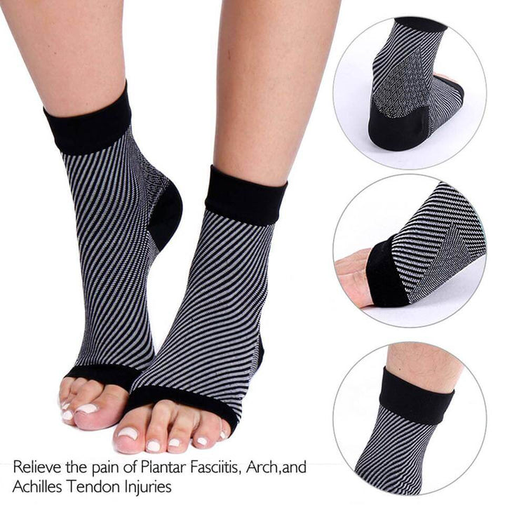 "Black unisex SootheFlex compression sport socks, breathable, seamless design, perfect for athletic performance support."
