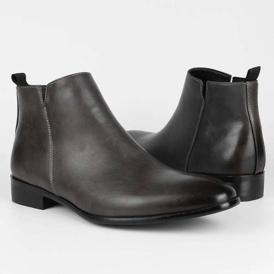 Classic retro men's leather boots with side zip, black color, showcasing high-quality material and vintage design.