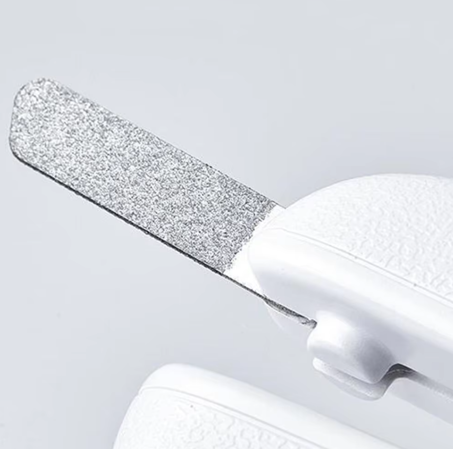 "Electronic claw trimmer for pets with ergonomic handle, designed for precise and gentle claw grooming for dogs and cats."