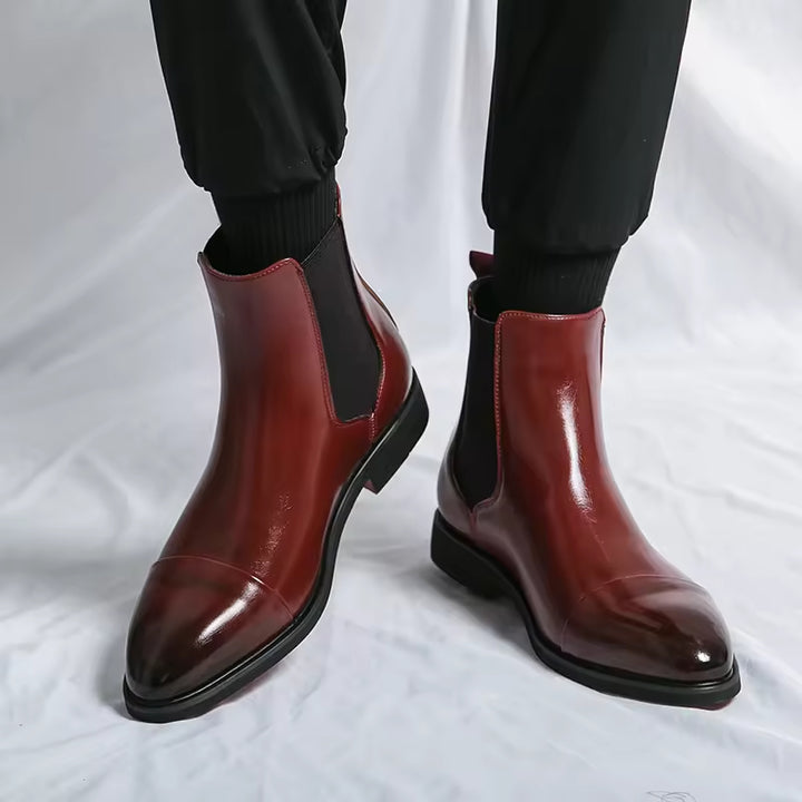 Men's Sleek Chelsea Boots with Elastic Panels