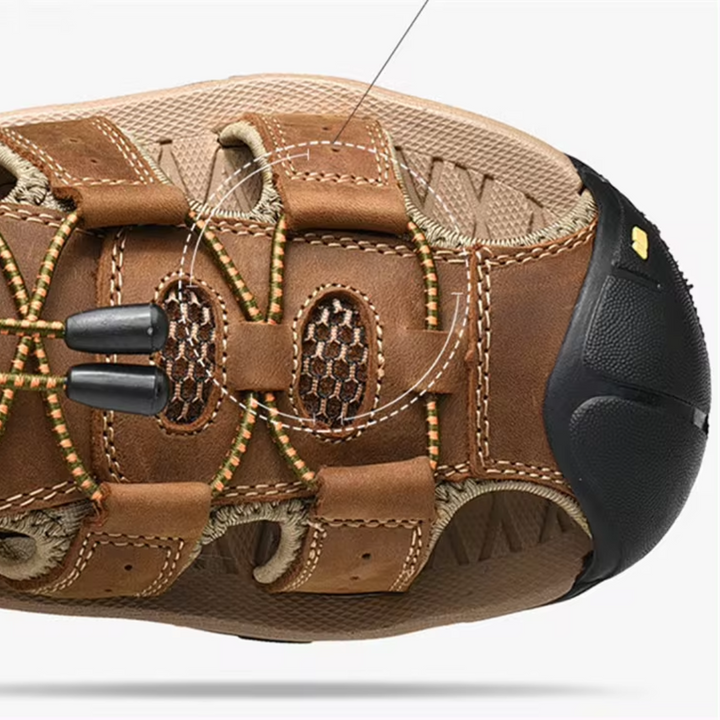 Men's all-weather comfort sandals, flexible fit, anti-slip sole, black color, rubber sole, artificial leather upper.