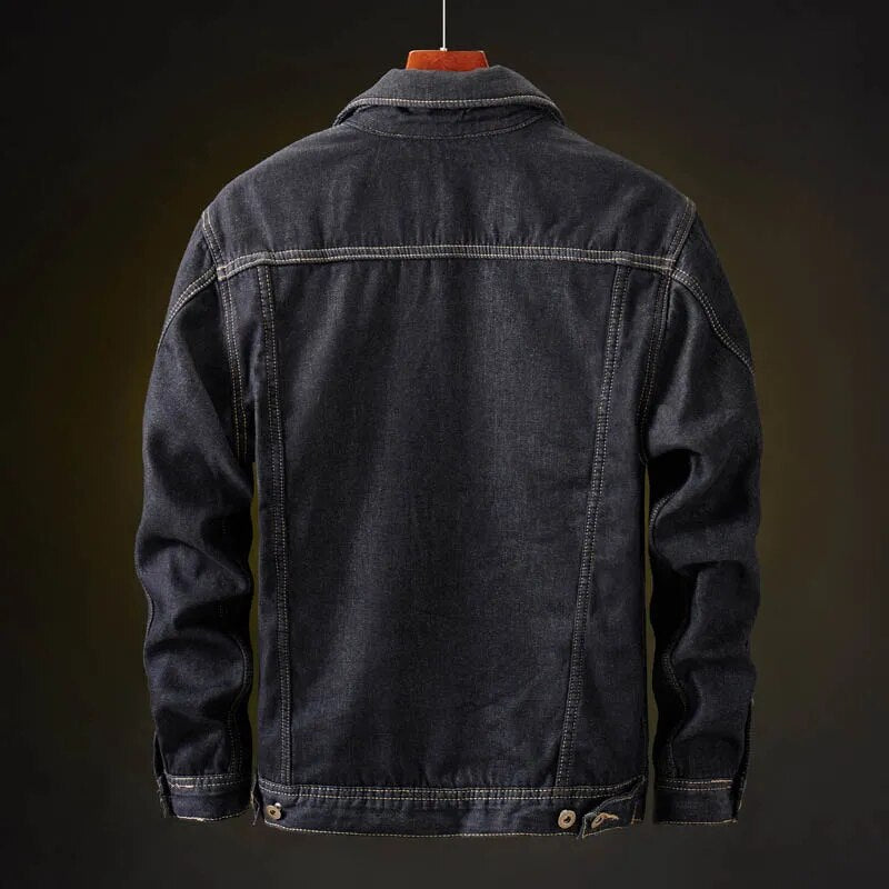 Men's denim jacket with fleece lining, displaying timeless style and warmth, ideal for winter outfits and casual occasions.