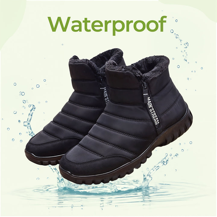 "Men's warm zipper shoes, cotton insole, black leather, water-resistant, ensures comfort and warmth in cold weather."