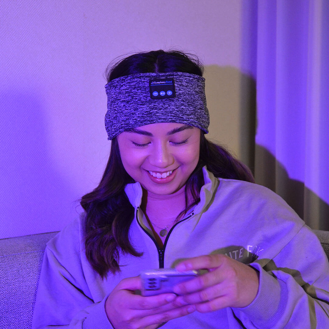 Unisex wireless sleep headband headphones in ocean blue, featuring a comfortable, stretchy design for noise-cancelling sleep.