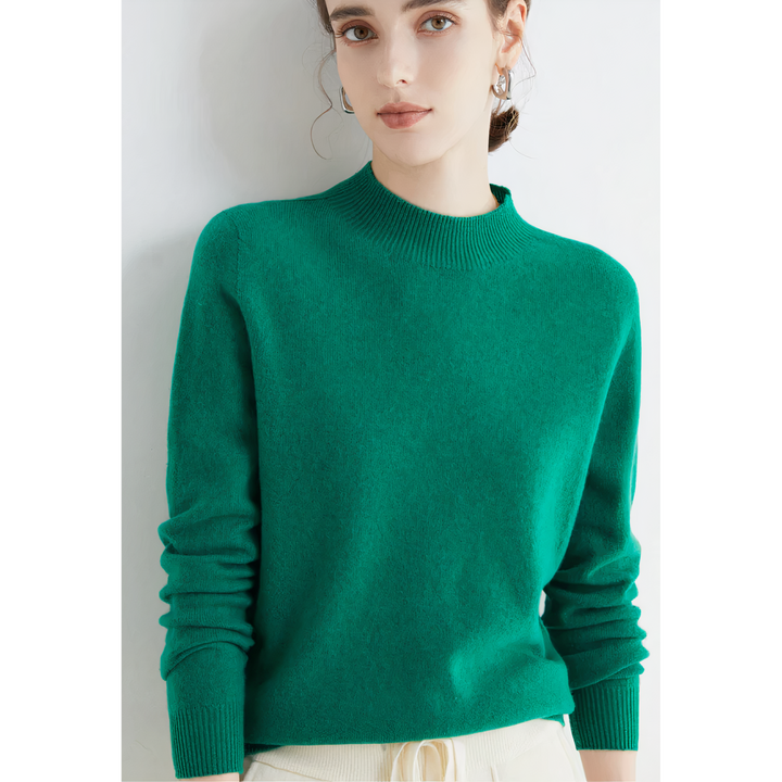 "Women's red cashmere sweater Evelina, luxurious knitwear with elegant design and unmatched softness, ideal for all seasons."