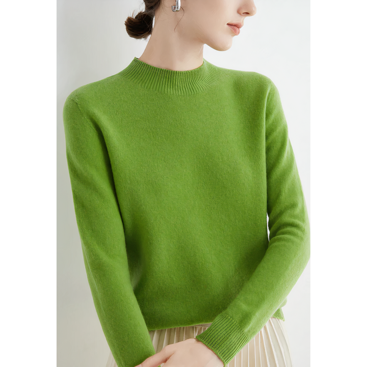 "Women's red cashmere sweater Evelina, luxurious knitwear with elegant design and unmatched softness, ideal for all seasons."