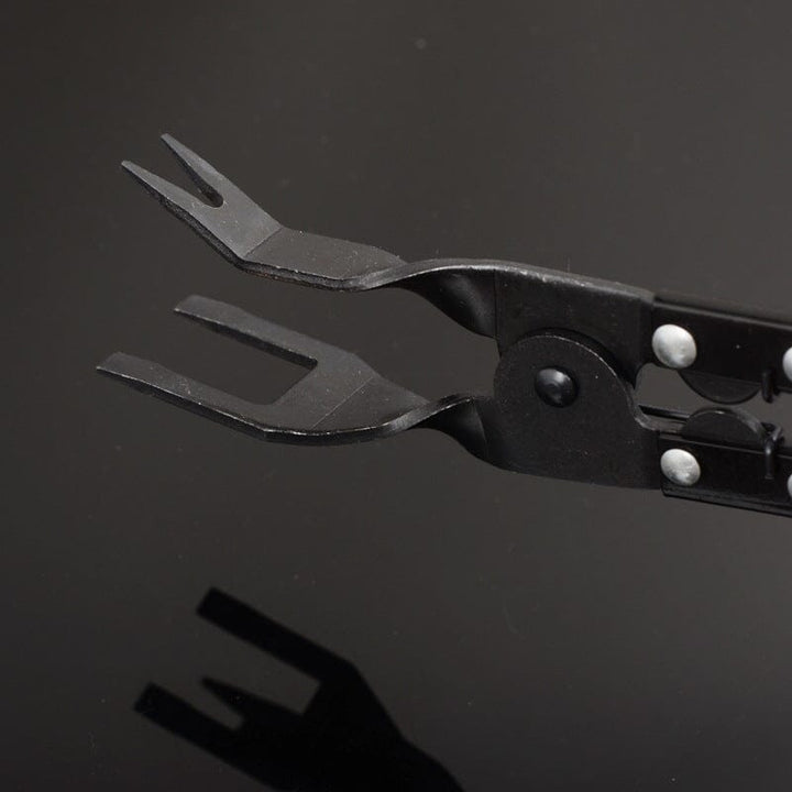 Automotive repair tool: plastic rivet pliers with comfortable handles for fast fastener extraction