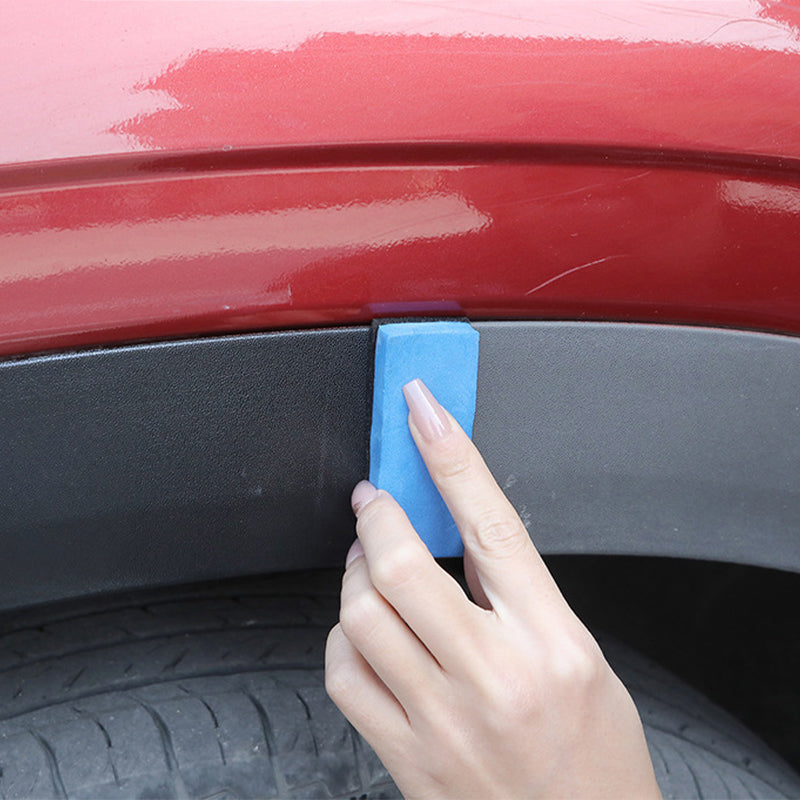 Professional automotive detailing kit featuring plastic and trim restorer