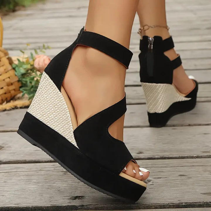 High-heeled black platform wedge sandals for women, with a stylish ankle strap for versatile summer wear.