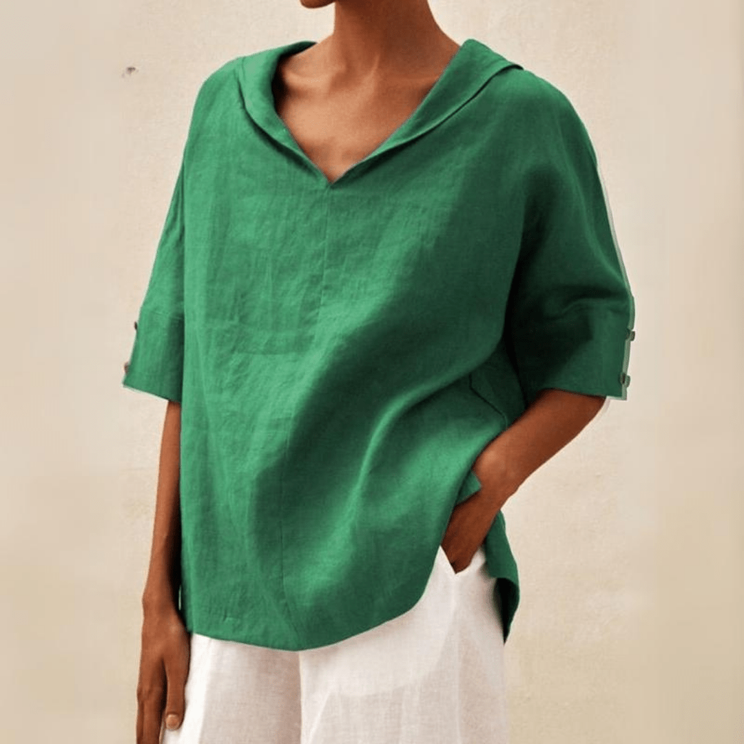 Casual women's collared V-neck tunic top in a relaxed fit, perfect for everyday summer style.