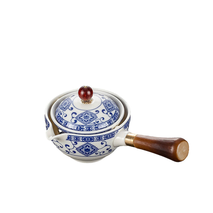 Premium ceramic tea maker and infuser, featuring a unique 360° rotation and elegant craftsmanship.