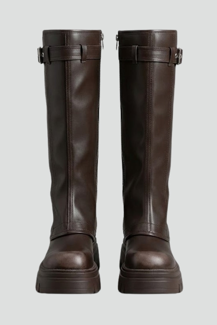 Chic women's knee-high platform boots with side zipper, perfect for elevated fall & winter style.