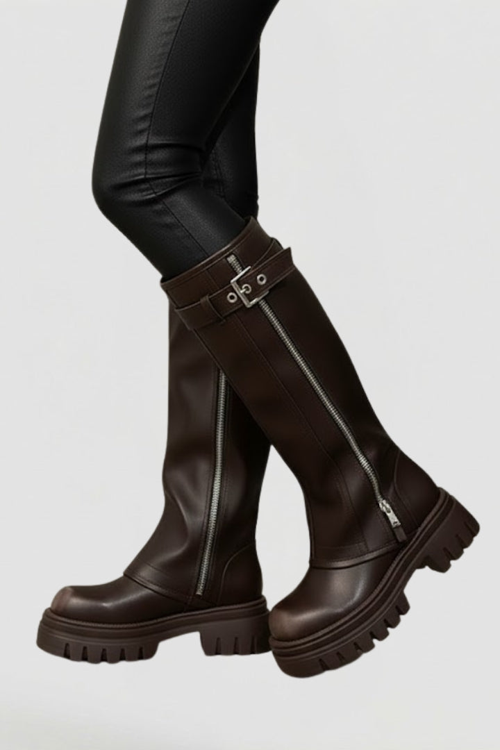 Women's chic knee-high boots with side zipper & platform sole, a must-have for winter fashion.