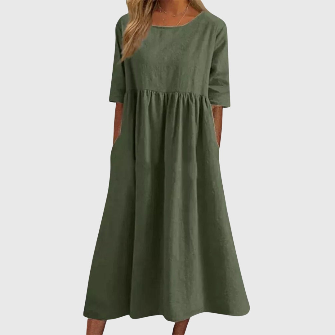 Versatile women's short-sleeved dress, ideal for party or everyday wear. Chic & elegant summer style.