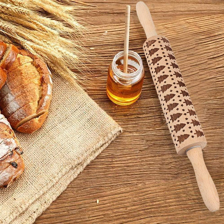 Christmas patterned rolling pin, a must-have kitchen tool for holiday cookie decorating.