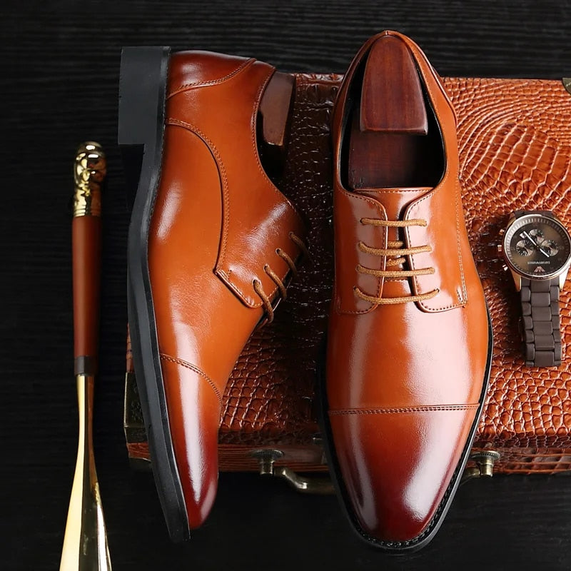 Versatile brown leather men's Oxford shoes. Comfortable, smart casual or formal footwear for the modern gentleman.