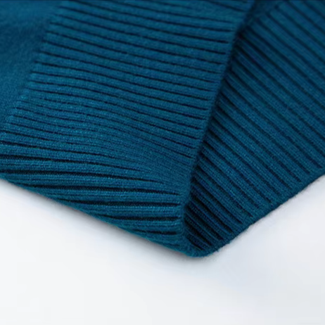 Men's classic long-sleeve turtleneck for versatile smart-casual dressing.