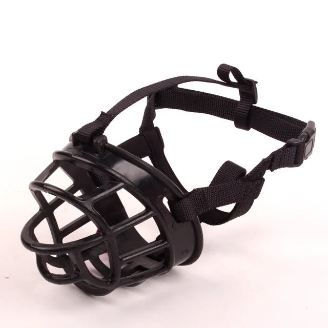 Flexible, lightweight silicone dog muzzle with adjustable straps for comfort & safety during training and walks.