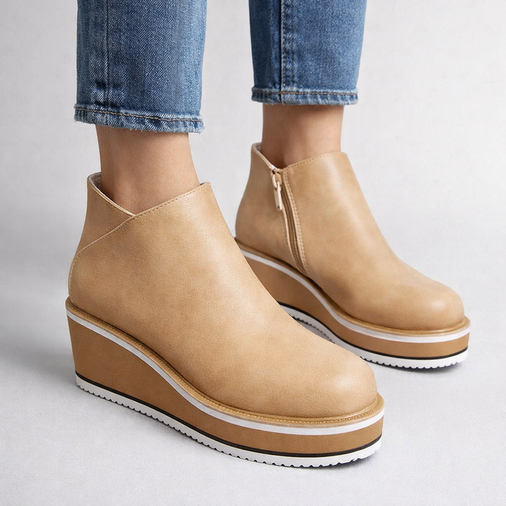 Women's casual platform shoes, a perfect blend of vegan leather style and comfortable design