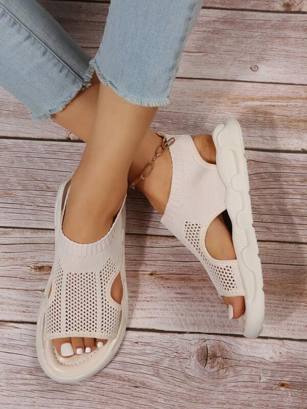 Fashionable women's platform sandals, slip-on walking shoes for summer comfort.