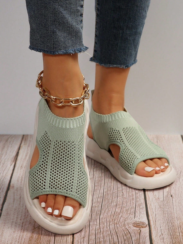 Comfortable women's platform sandals, perfect casual slip-on walking shoes.
