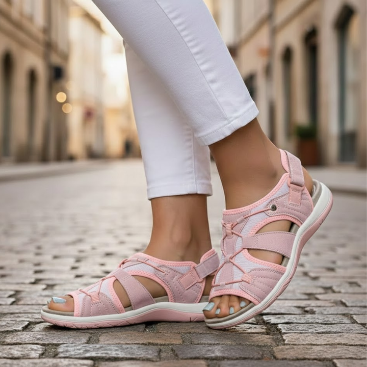 Modern open-toe women's casual sandals, providing comfortable support for summer walking.