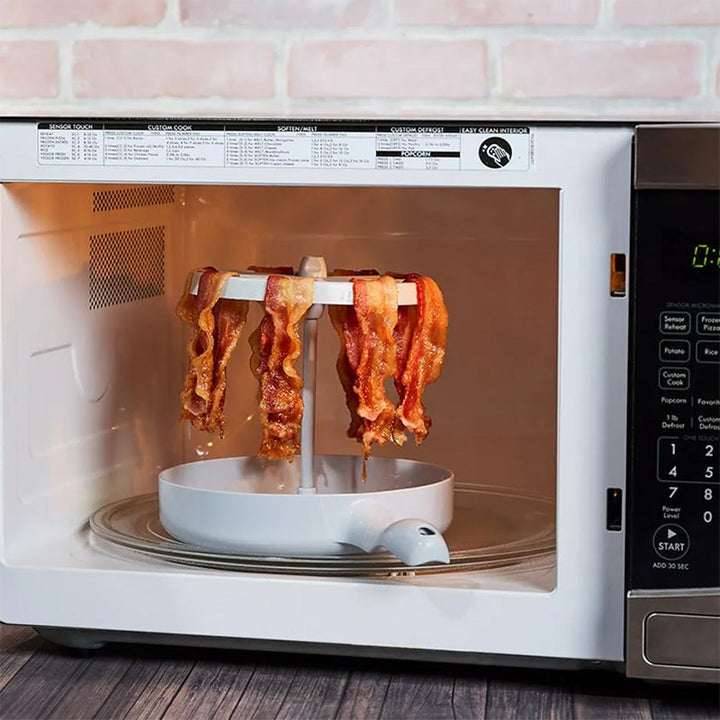 Smoke-free microwave grill, a modern kitchen gadget for efficient, perfectly grilled meals.