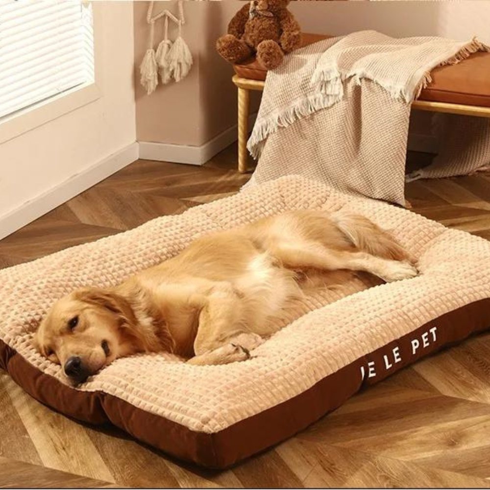 Ultimate comfort dog bed made from soft, cozy fleece. A washable pet bed for happy dogs & cats.