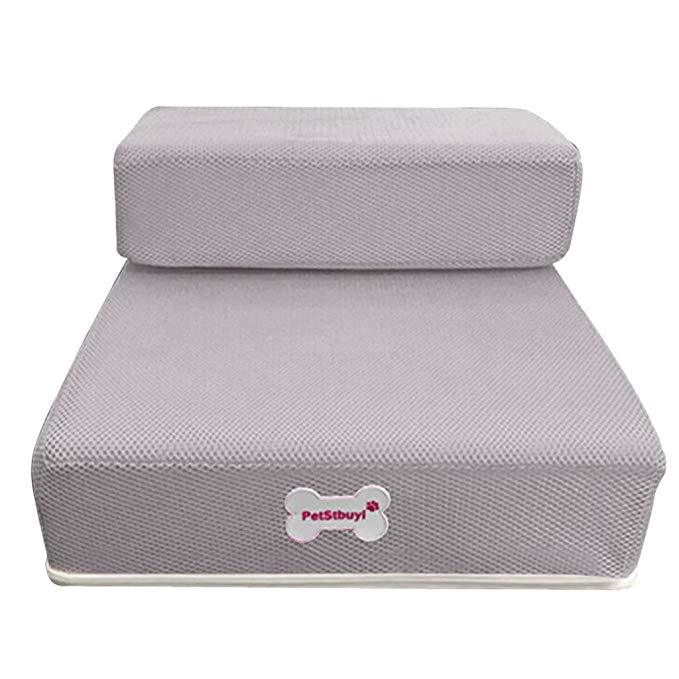 Prevent jumps with these pet steps, offering joint support & easy access to furniture for pets.