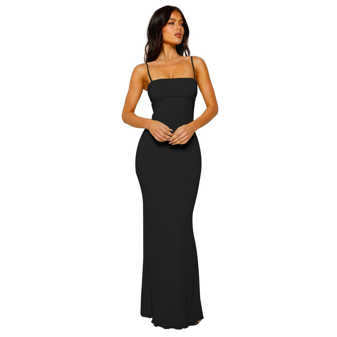Elegant backless bandeau maxi gown, a beautiful strapless formal dress for women.