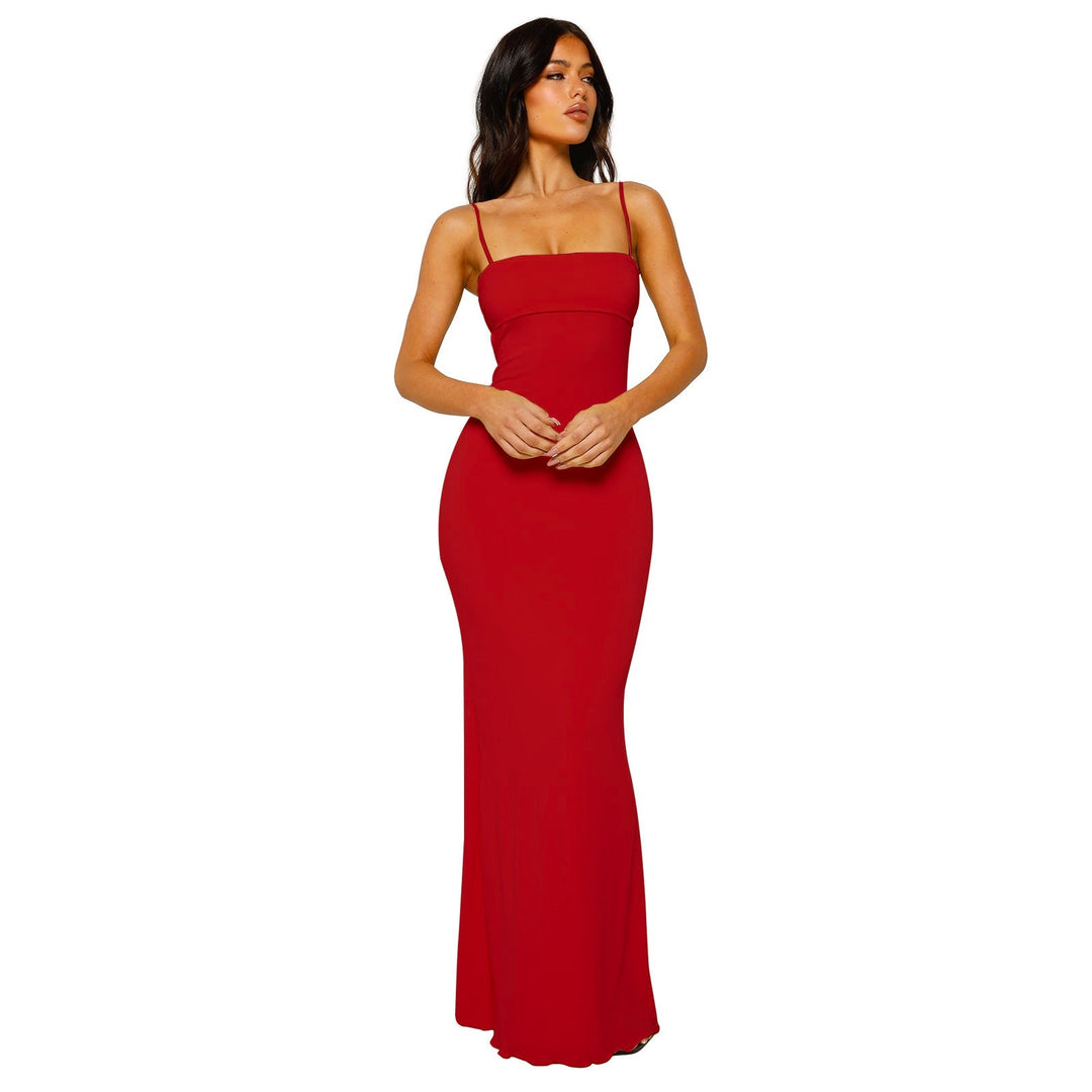 Sophisticated women's elegant backless bandeau gown, perfect for formal parties.