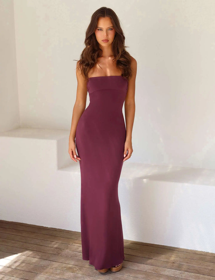 Sophisticated women's backless strapless maxi gown, ideal for evening wear.