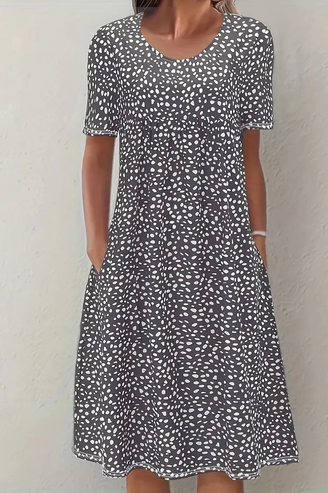 Elegant Ella women's pleated waist midi dress, perfect for formal events, parties & sophisticated evenings.