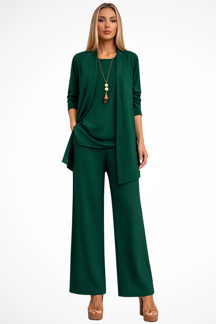 High-quality women's formal 3-piece suit, designed for comfort and elegant style at events.