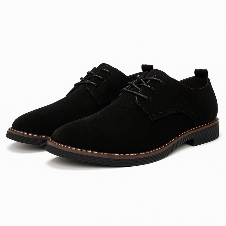 Elegant men's classic black Derby shoes with lace-up design, perfect for formal or smart casual wear. Versatile style.