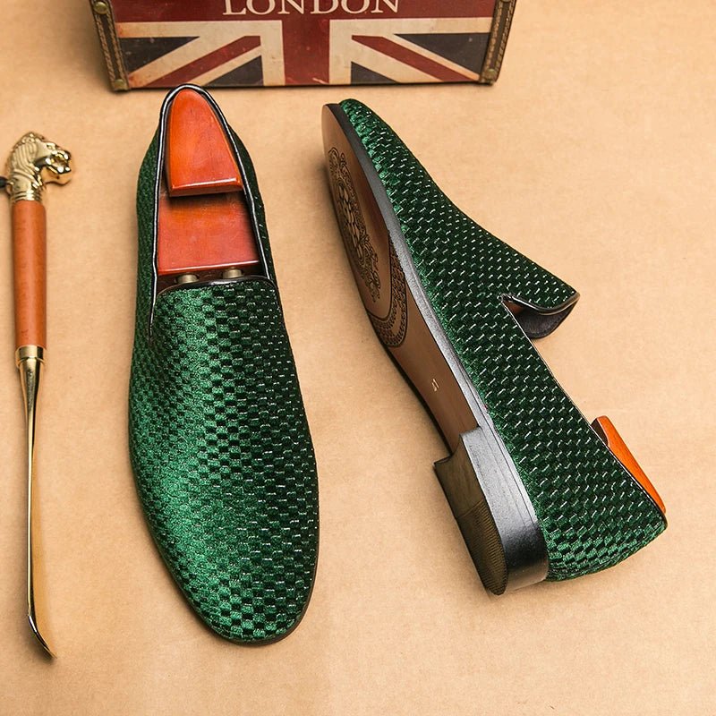 Luxury Italian leather loafers for men. Comfortable slip-on dress shoes, perfect for smart casual or business attire.