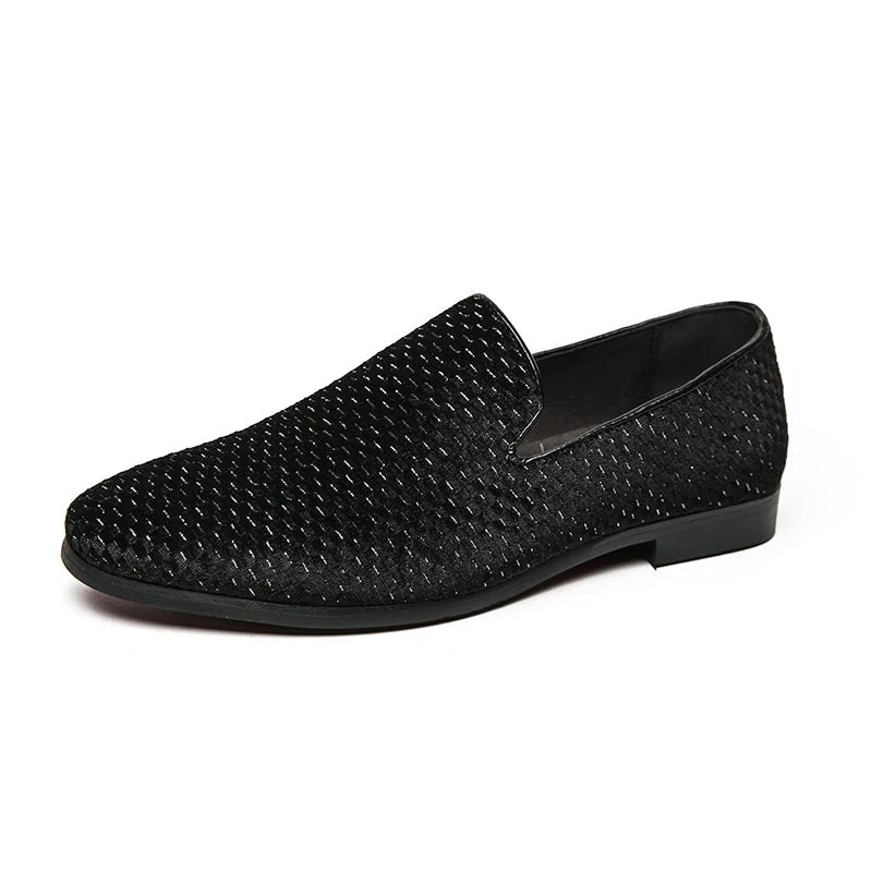 Italian-style men's loafers. Versatile slip-on shoes for formal, business, or smart casual occasions. Classic elegance.