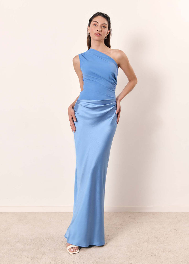 Graceful women's one-shoulder evening dress in a stunning purple, a fashionable maxi party gown
