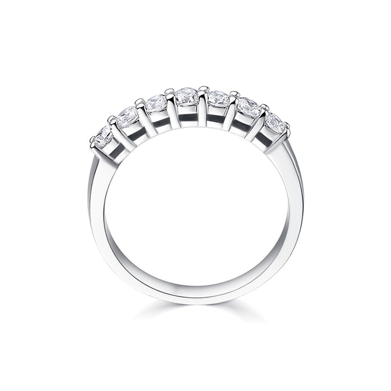 Women's classic seven zircon diamond ring, perfect for adding a touch of glamour.