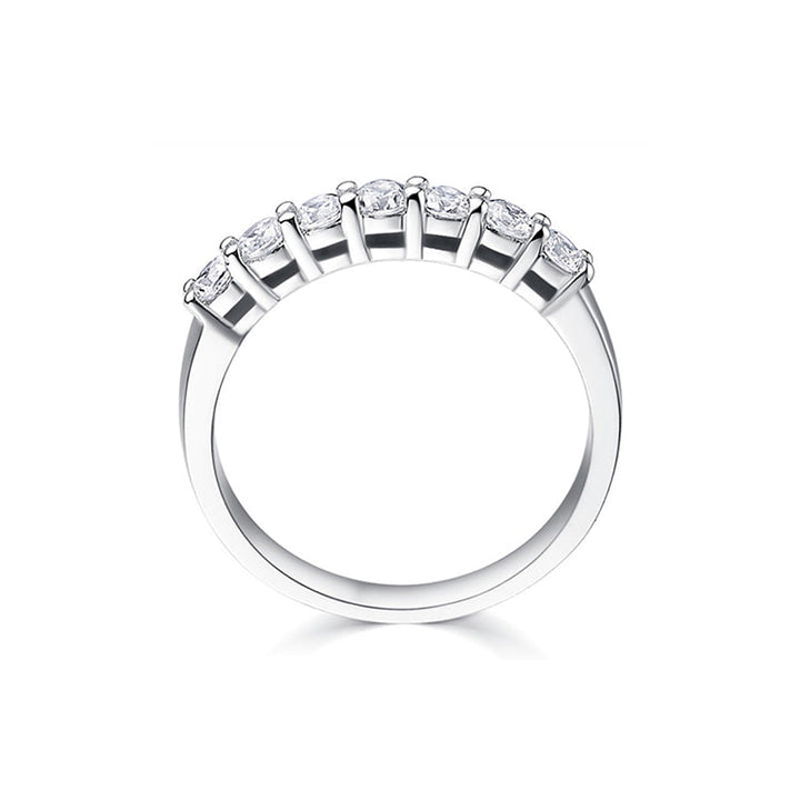 Women's classic seven zircon diamond ring, perfect for adding a touch of glamour.
