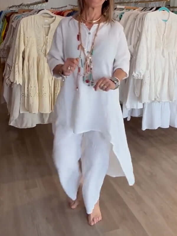 Lightweight women's elegant summer suit, contemporary two-piece for warm weather fashion.