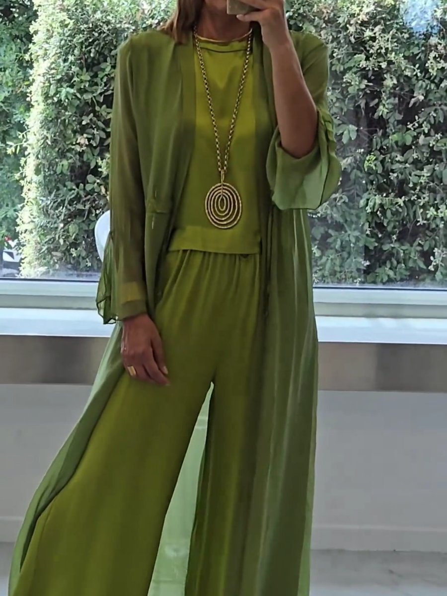 Women's versatile 3-piece polyester set. Elegant yet comfortable loungewear outfit for spring, summer casual wear.