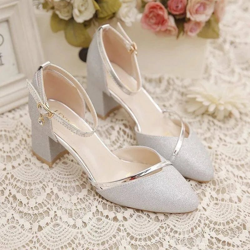 Comfortable women's block heel pumps with ankle strap. Stylish footwear, perfect for all-day wear or special occasions.