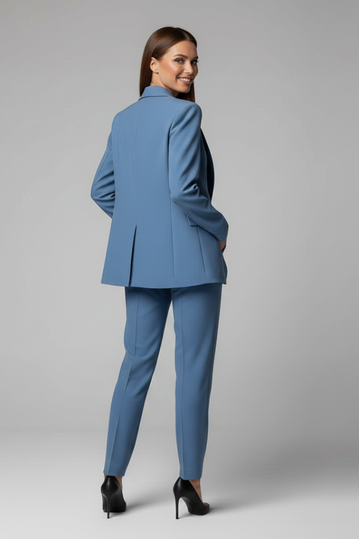 Comfortable & chic women's tailored blazer suit set, designed for stylish professional office and business casual wear.