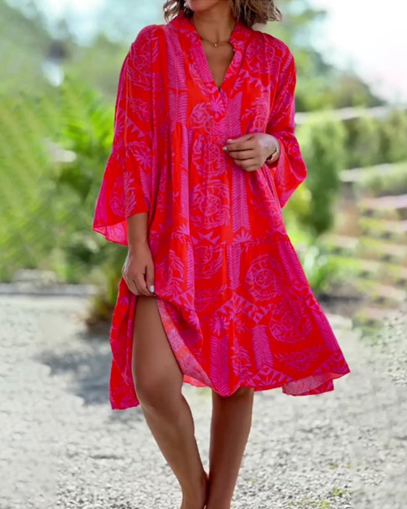 Flowy bohemian midi dress for women. Chic print, ideal for casual summer days or elegant spring events.