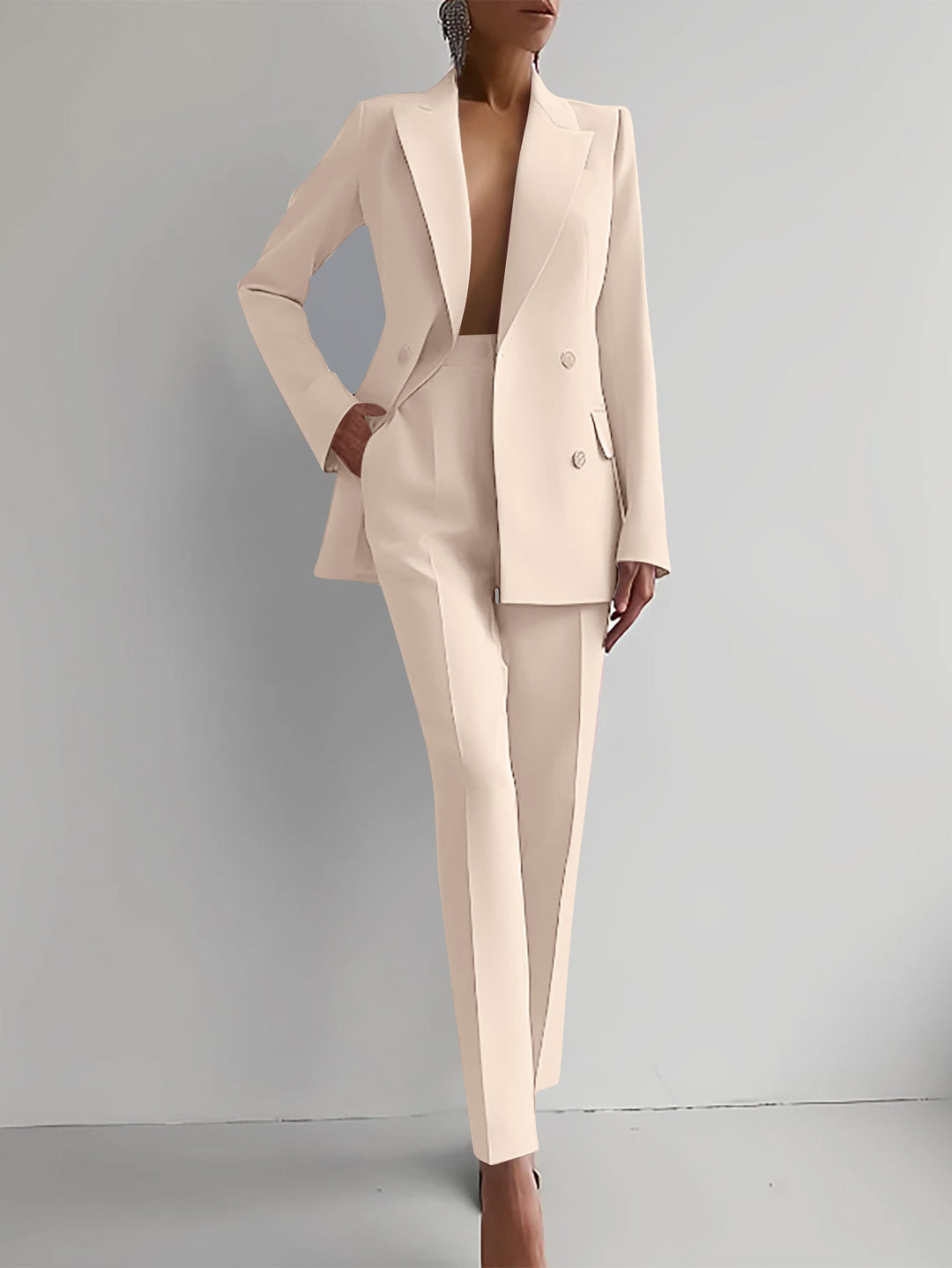 High-quality women's elegant business suit, professional two-piece set, perfect for office & formal events.